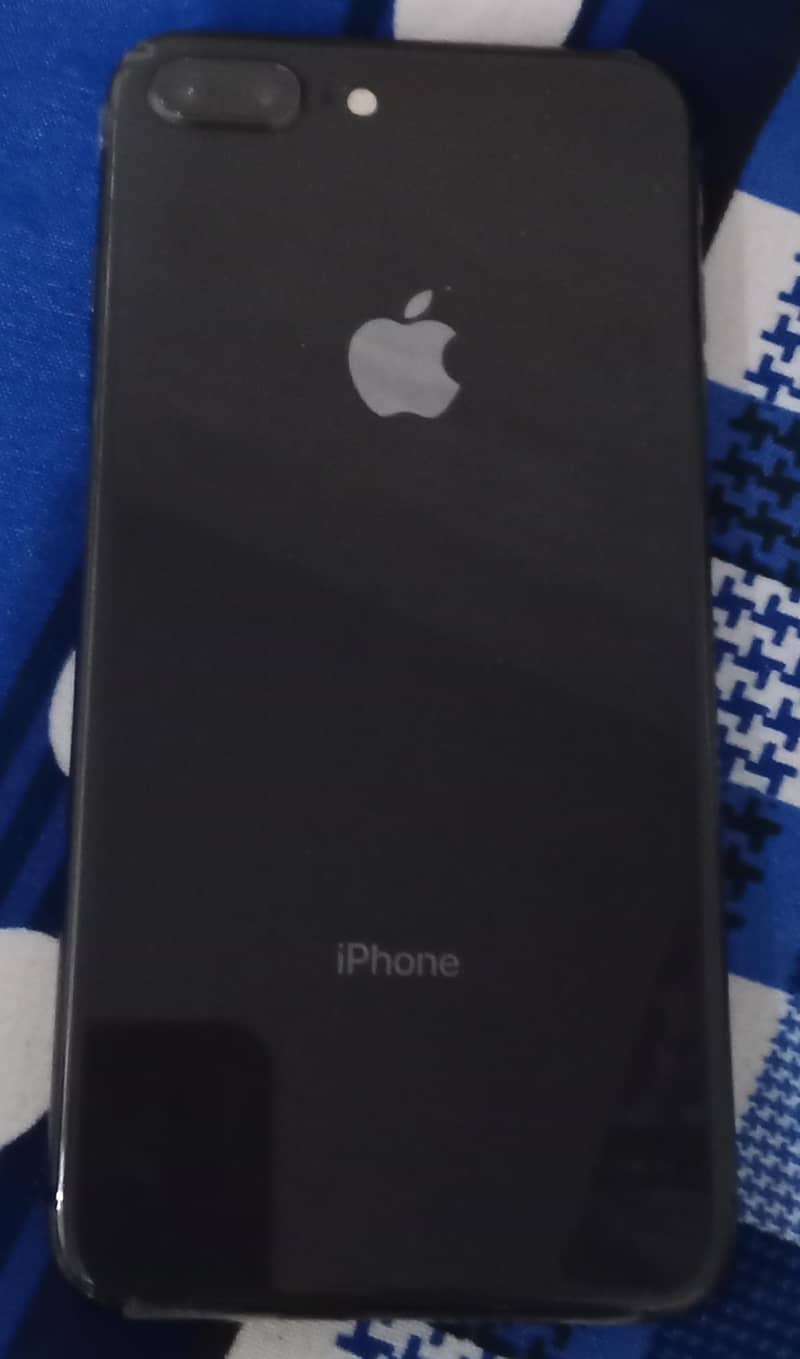 Apple iPhone 8 Plus 0