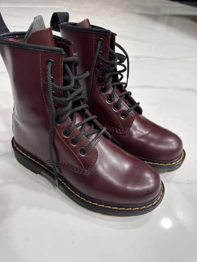 Maroon colour ankle boots size 36