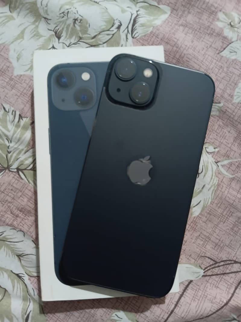 Apple iPhone 13 2