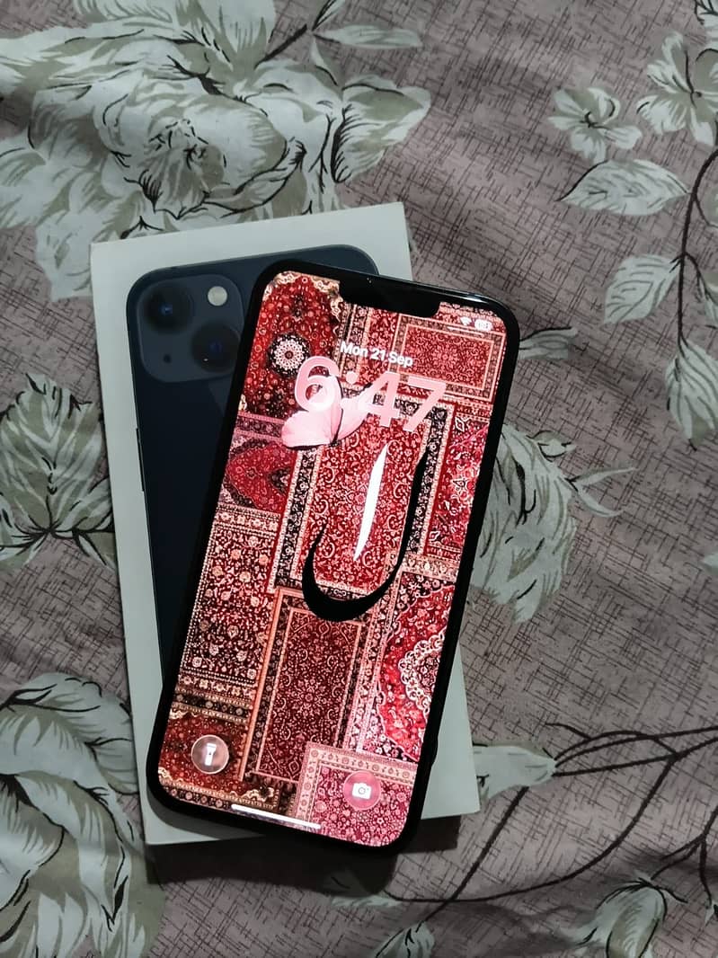 Apple iPhone 13 3
