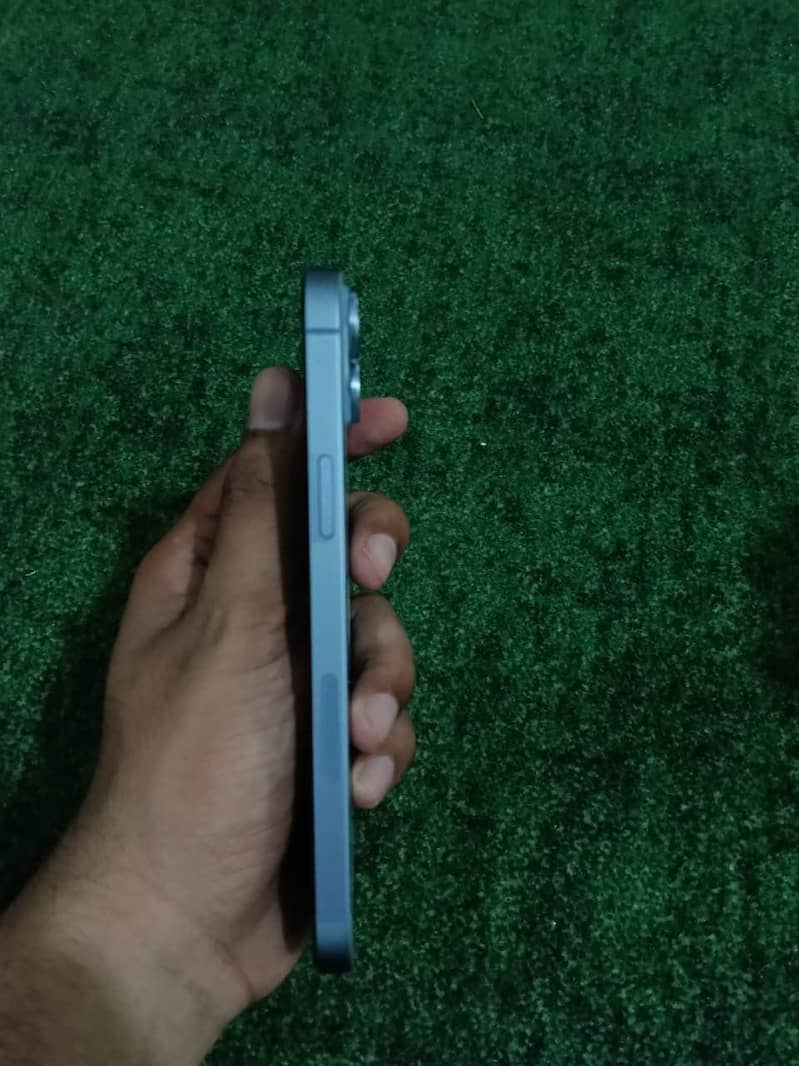 Apple iPhone 14 plus 3