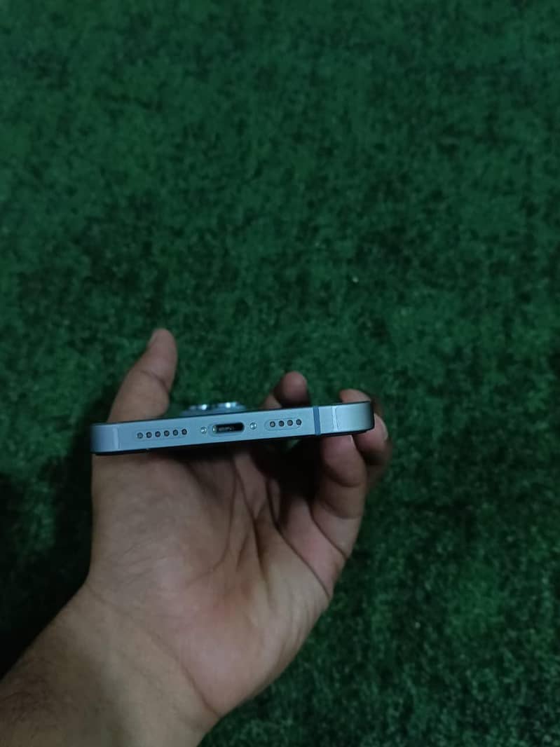 Apple iPhone 14 plus 4