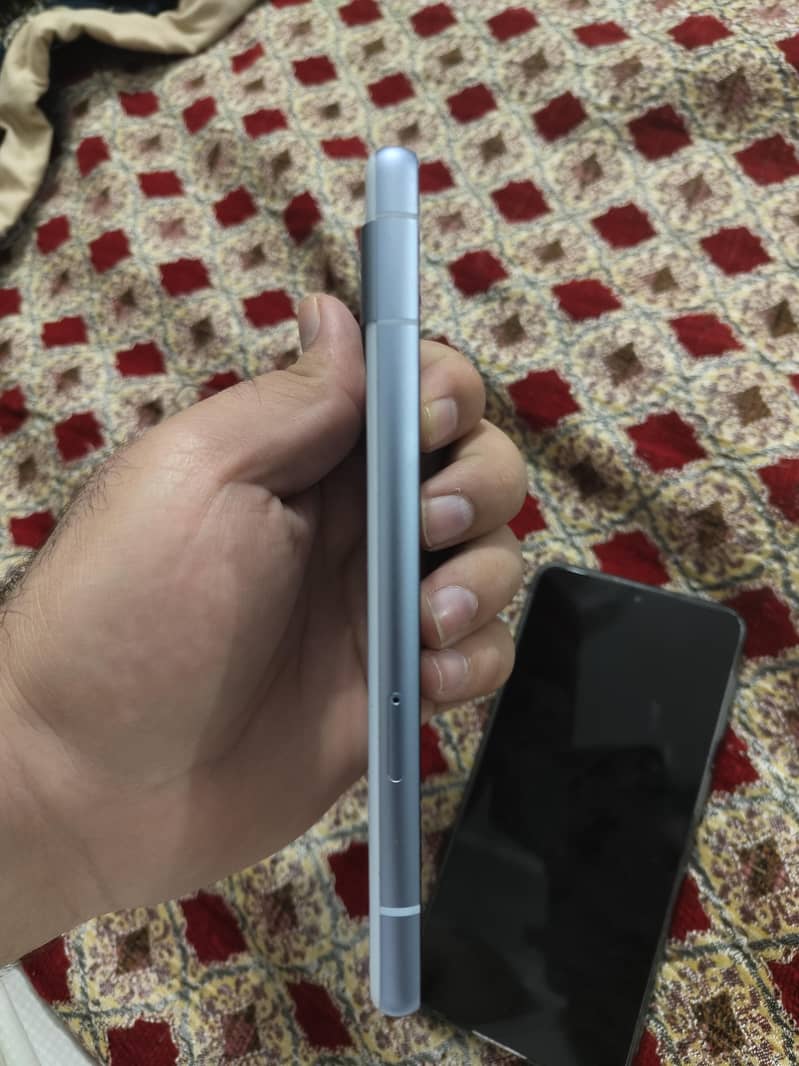 Google Pixel 7a 8/128 3