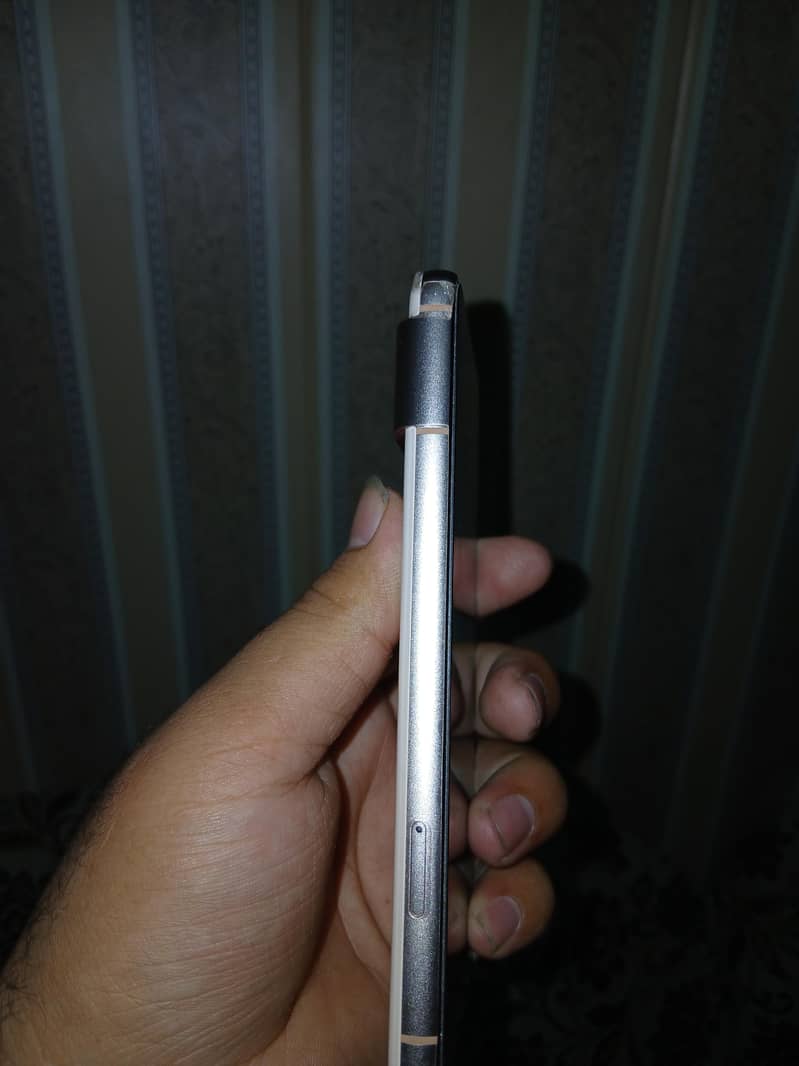 Google Pixel 8 1