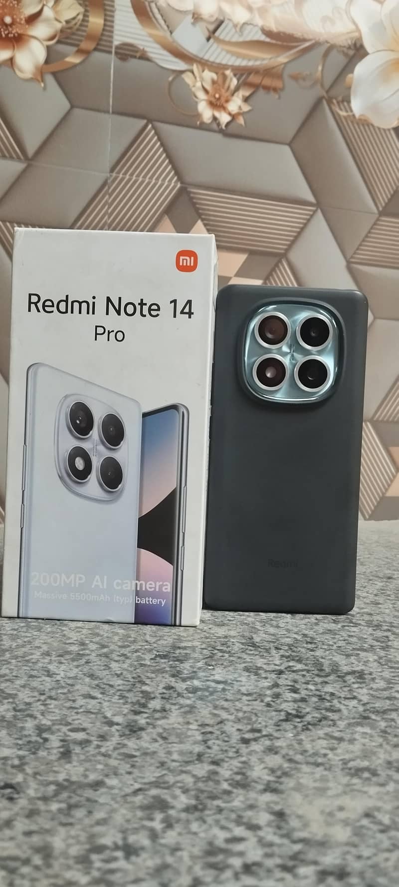 Xiaomi Redmi Note 14 Pro 1