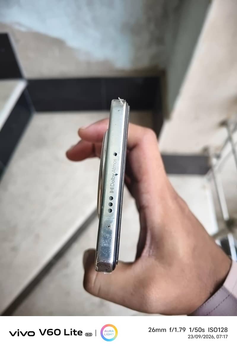 Tecno CAMON 30 1