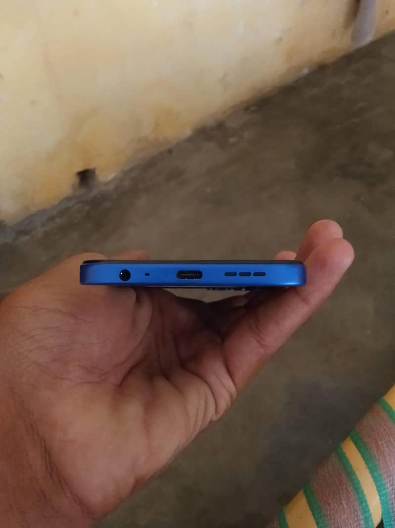 Tecno Spark 20 2