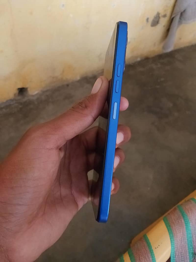 Tecno Spark 20 3