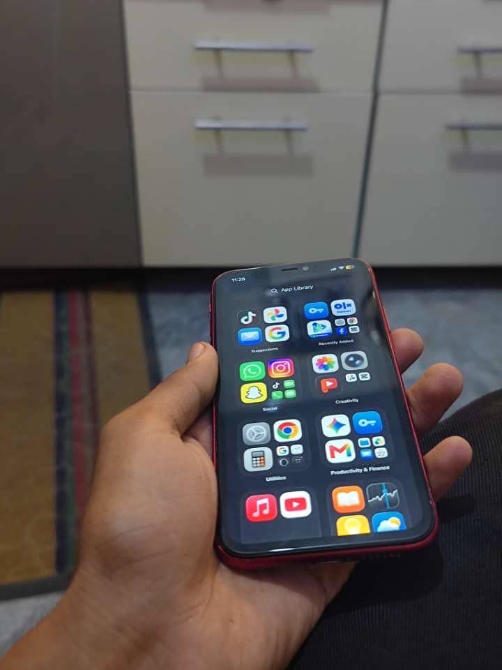 Apple iPhone 11 2