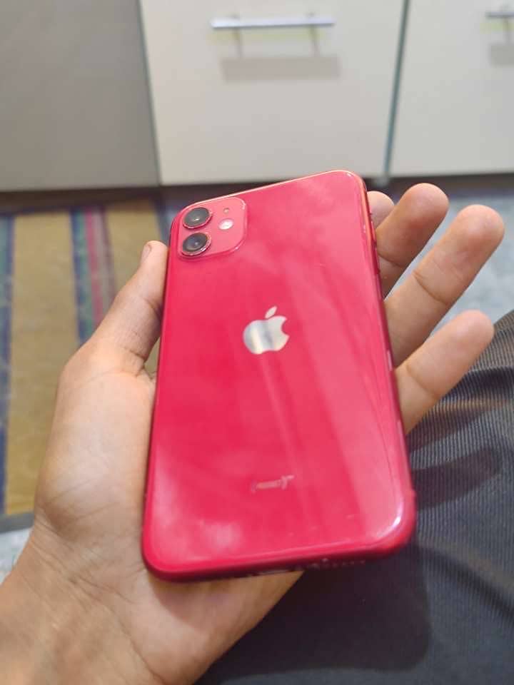 Apple iPhone 11 3