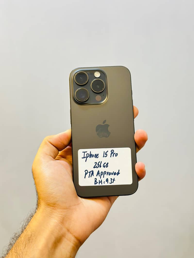 Apple iPhone 15 Pro 0