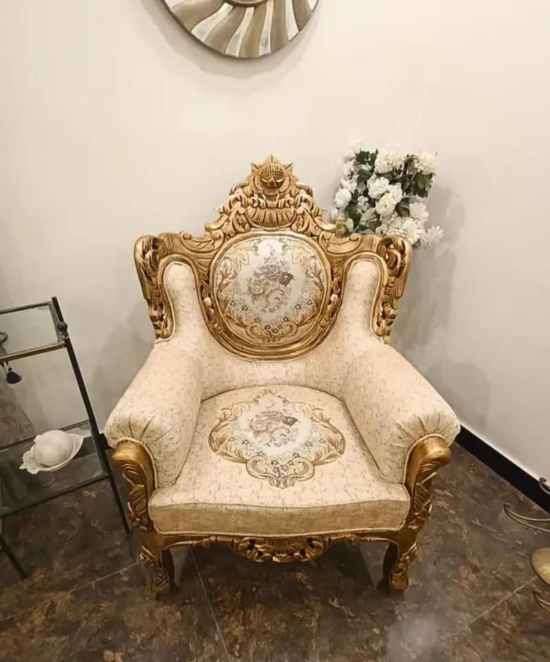 7 seaters sofa with Table 1