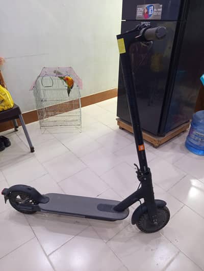 Xiaomi electric scooty