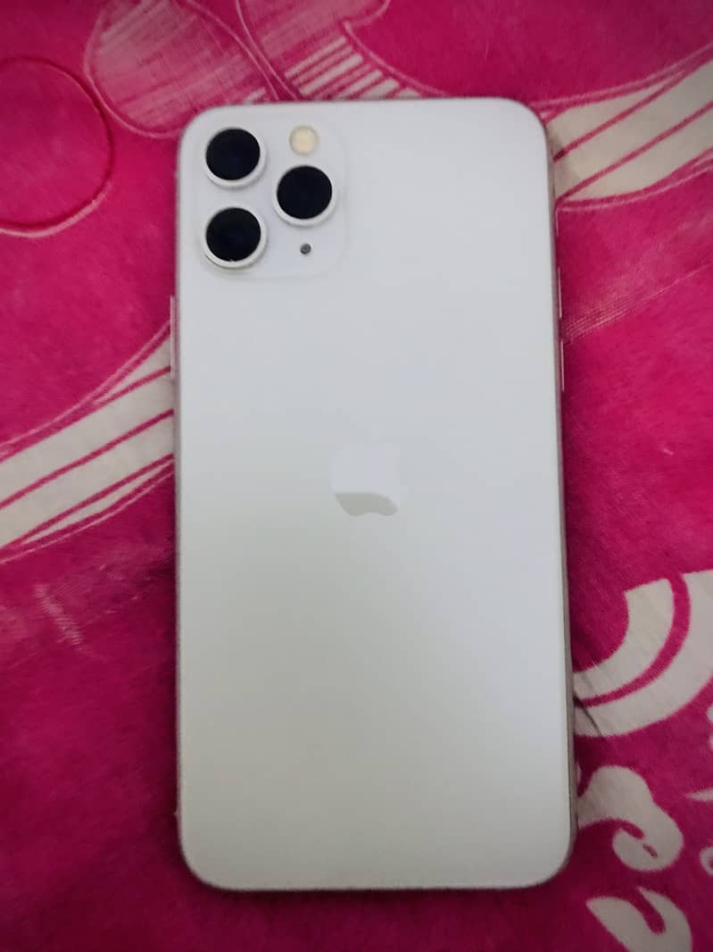 Apple iPhone 11 Pro 2