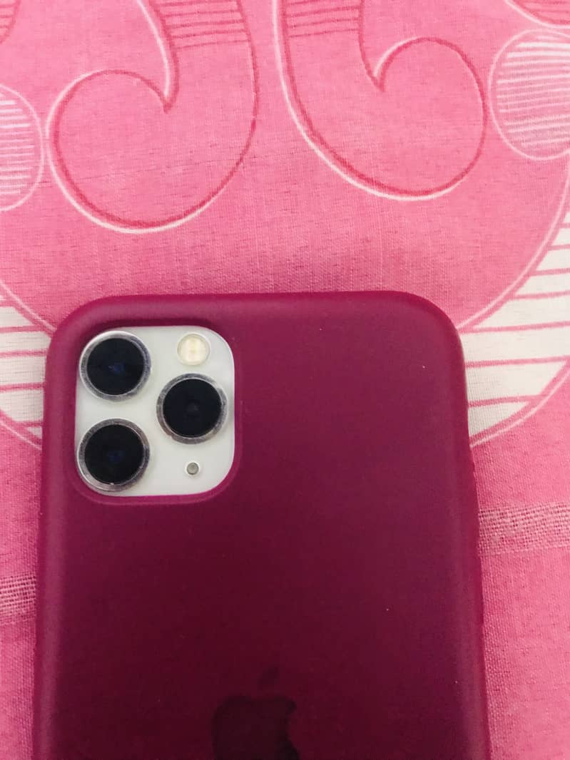 Apple iPhone 11 Pro 5