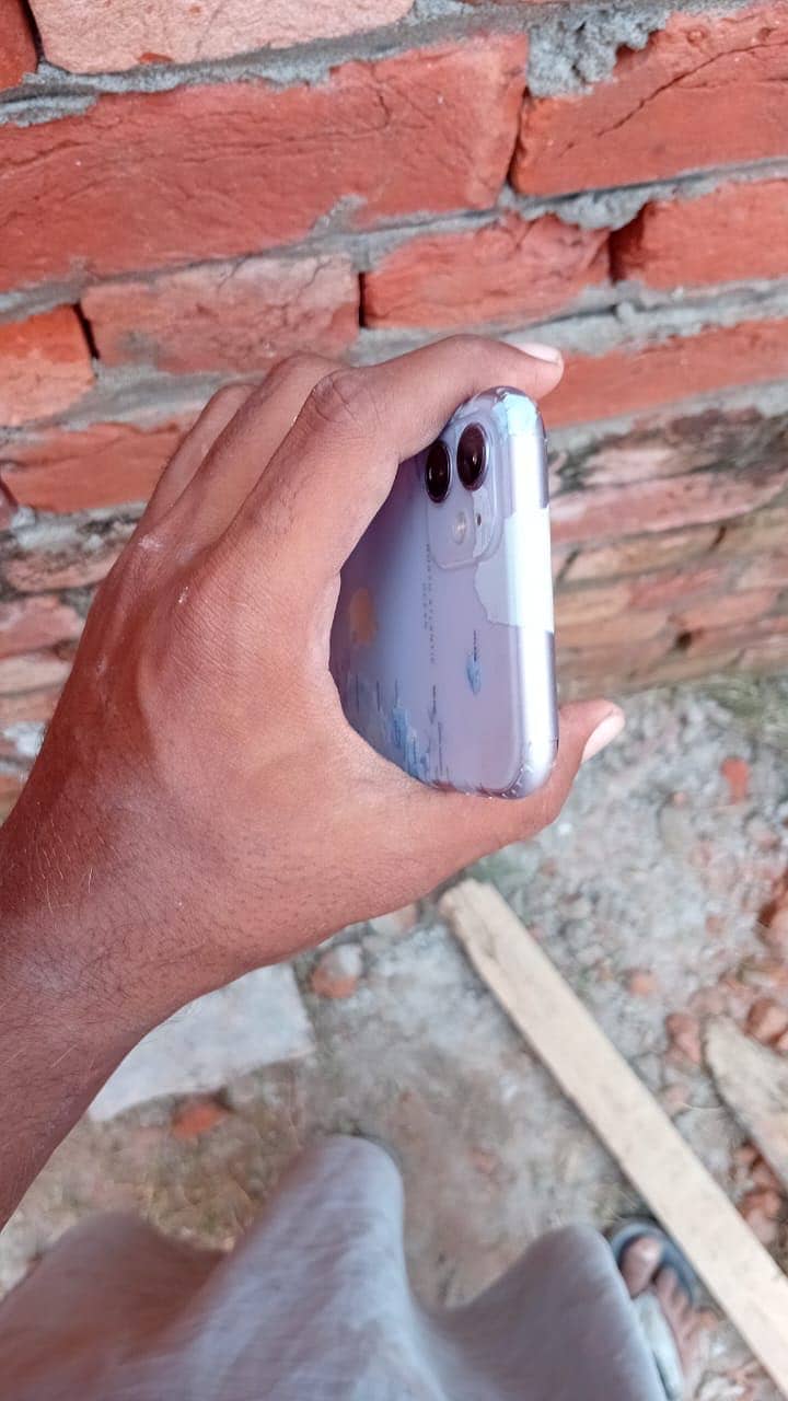 Apple iPhone 11 1