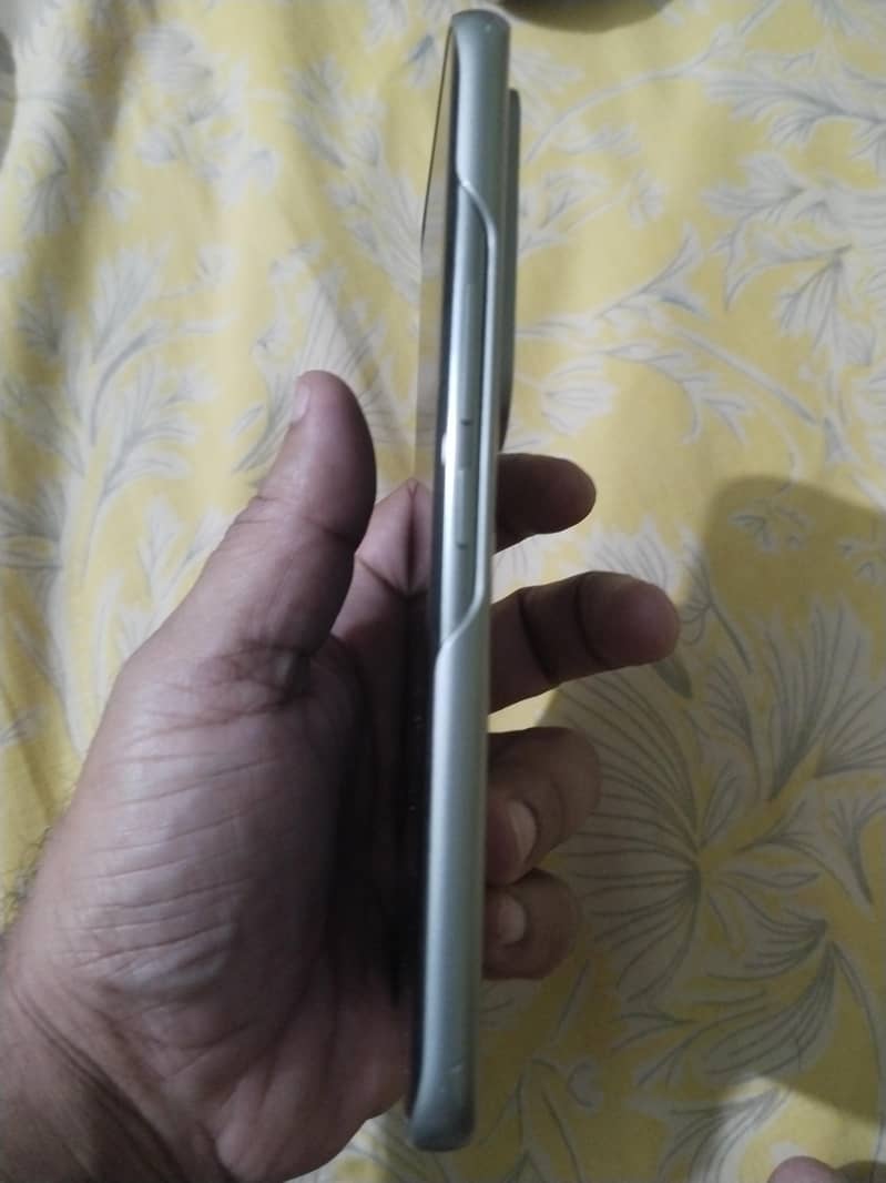 Tecno CAMON 50 pro 4
