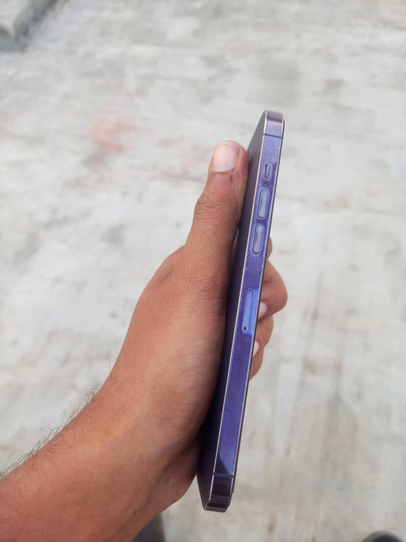 Apple iPhone 14 Pro Max 3