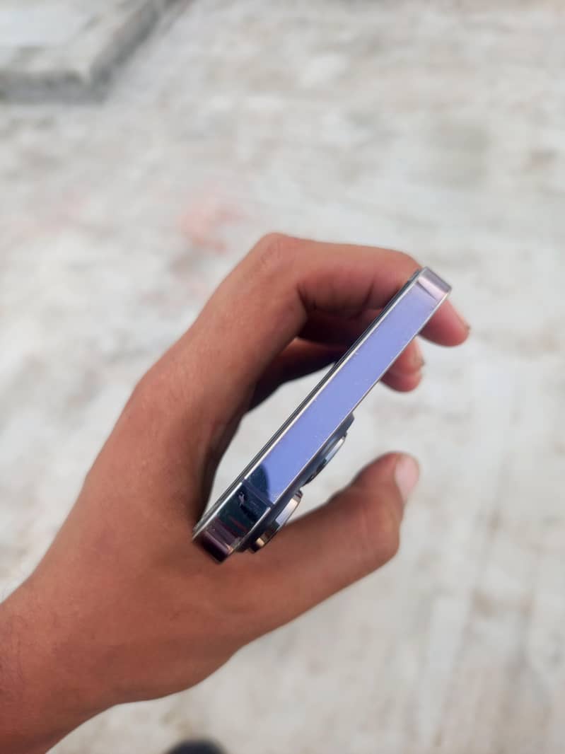 Apple iPhone 14 Pro Max 5