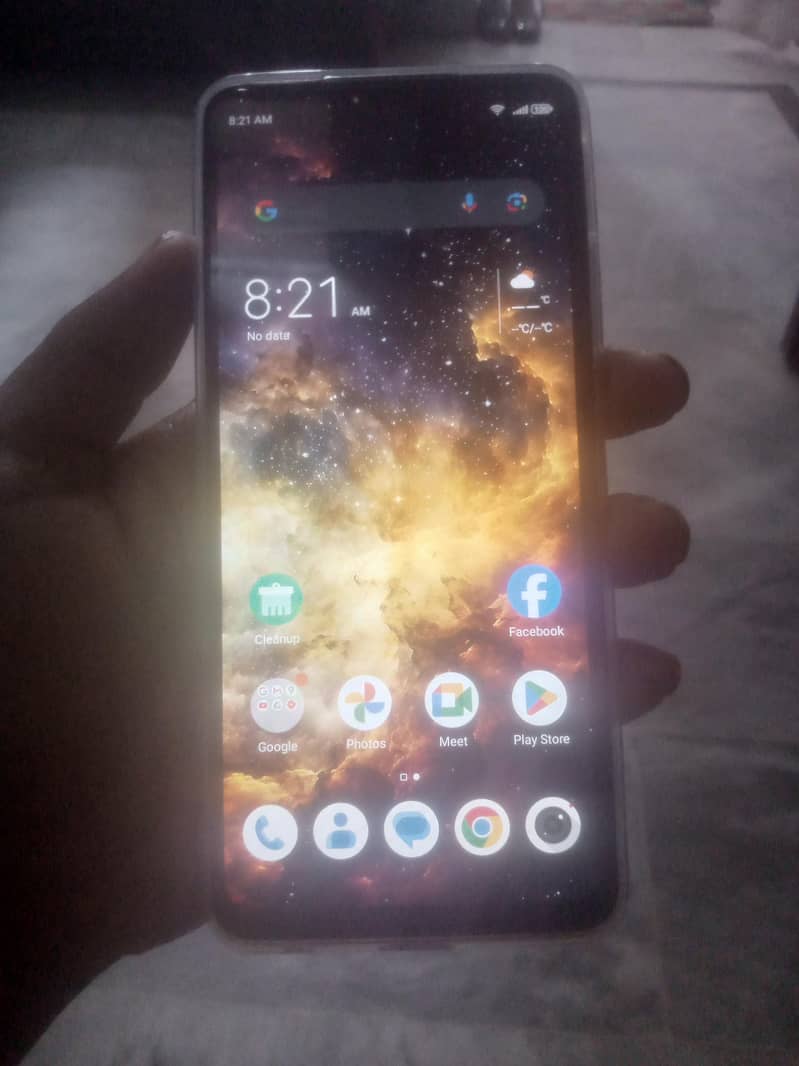 Realme V60 0