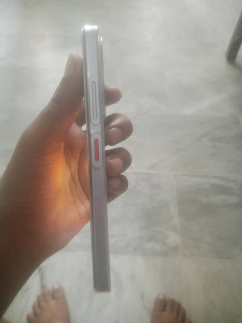 Realme V60 2