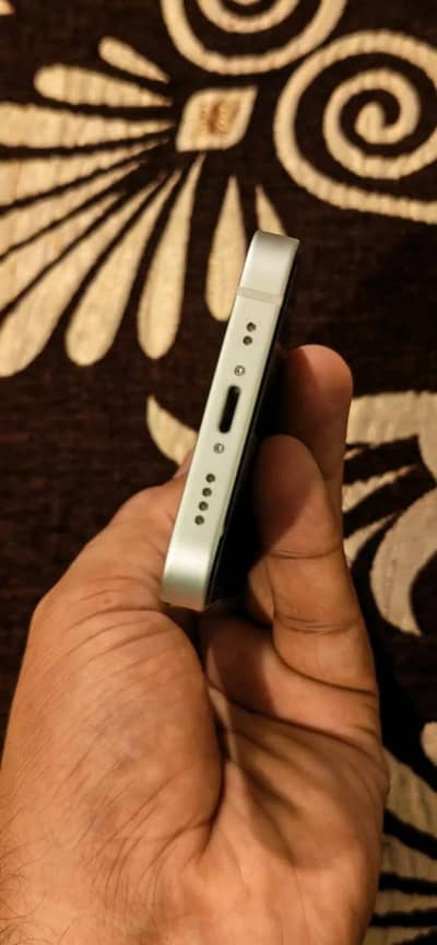 Apple iPhone 13mini
