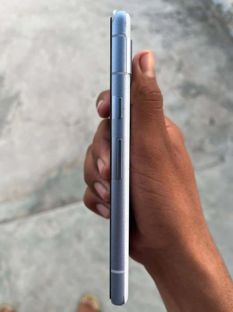 Google Pixel 7a 3