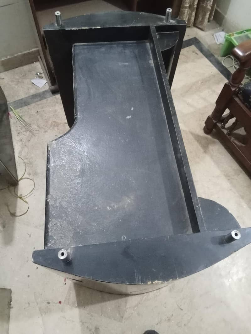 Office table 1