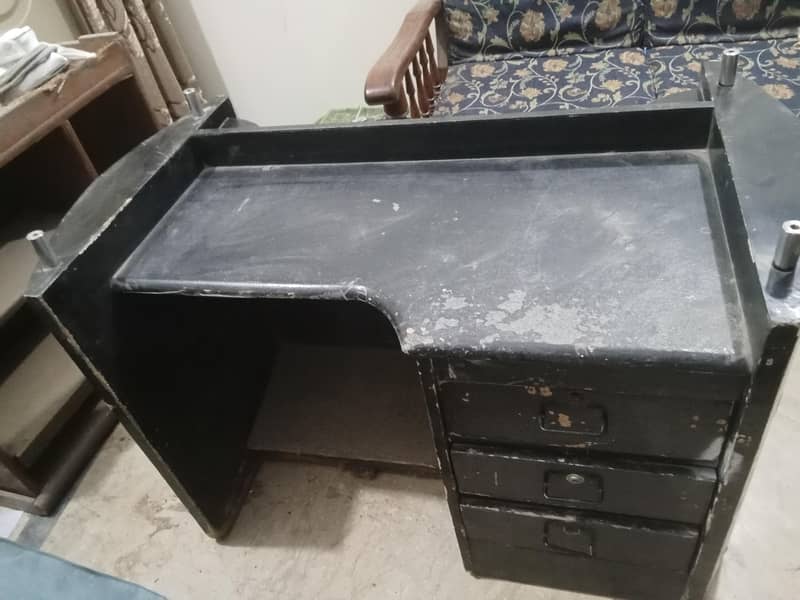 Office table 2