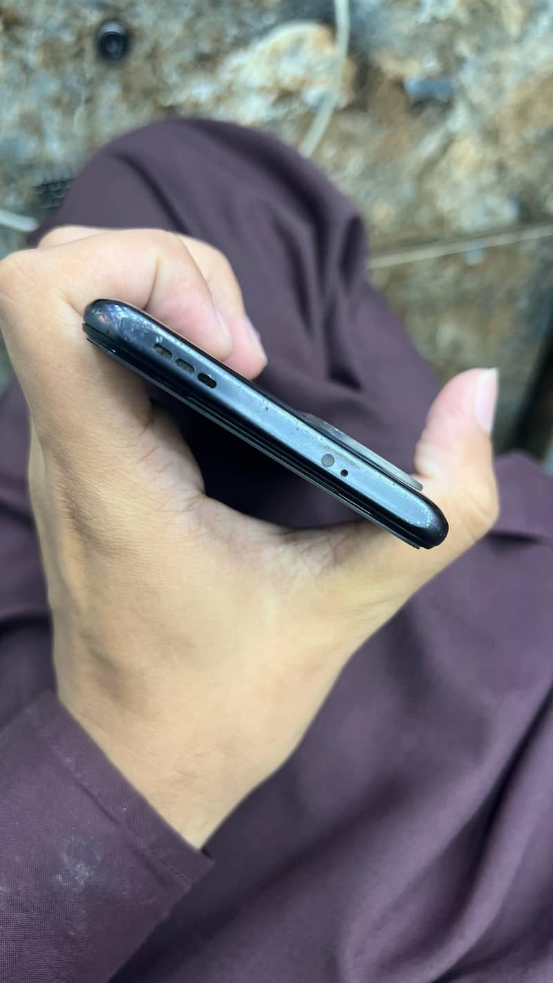 Xiaomi Redmi Note 10S 3