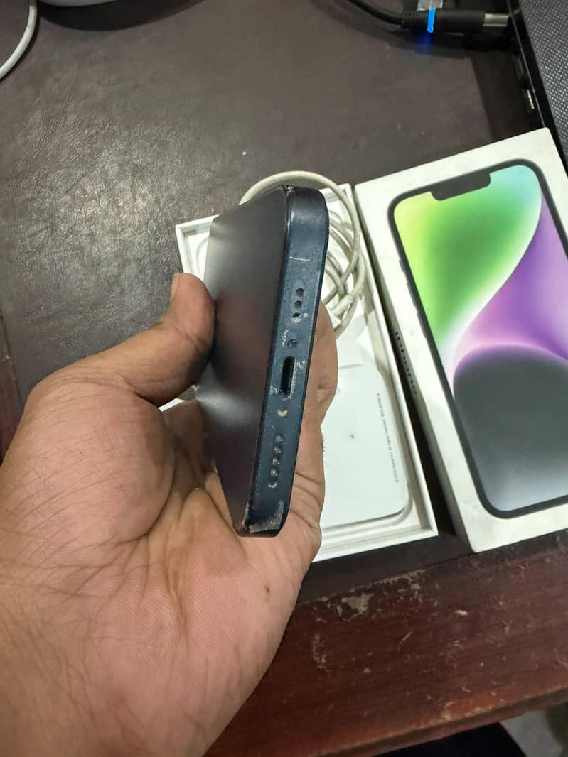 Apple iPhone 14 7