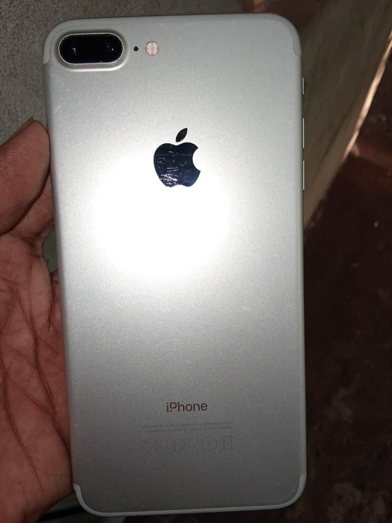 Apple iPhone 3