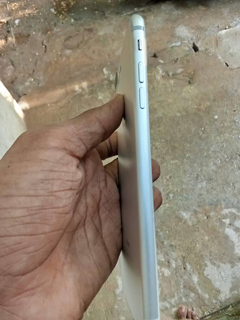 Apple iPhone 5