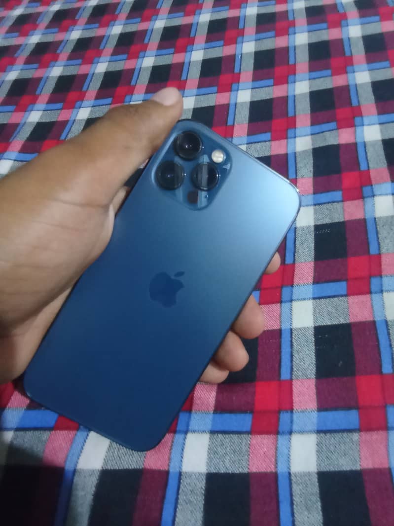 Apple iPhone 12 Pro 1