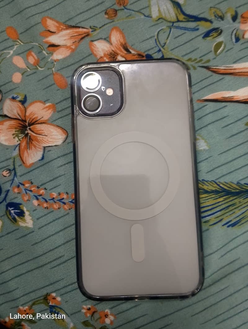 Apple iPhone 11. . 5