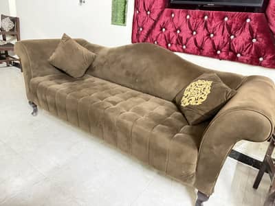 Soffa set hn 3 seater 2 seater and 1 seater condition 10by9