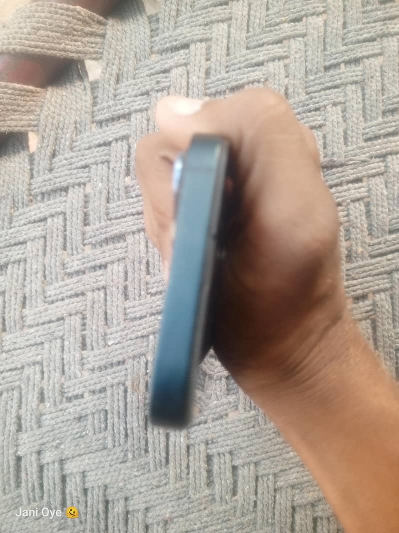 Apple iPhone 13 upper model exchange 6