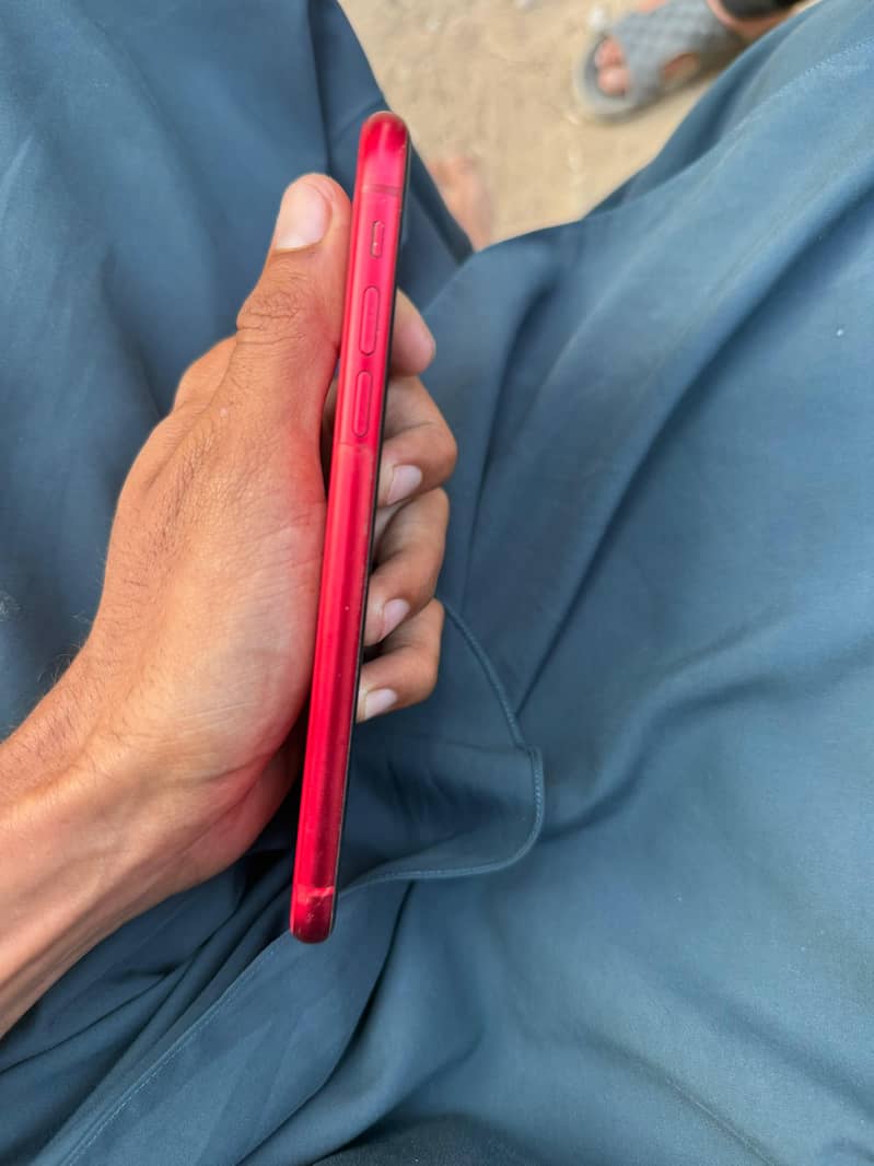 Apple iPhone 11 2