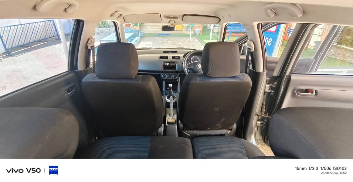Suzuki Swift 2012 10