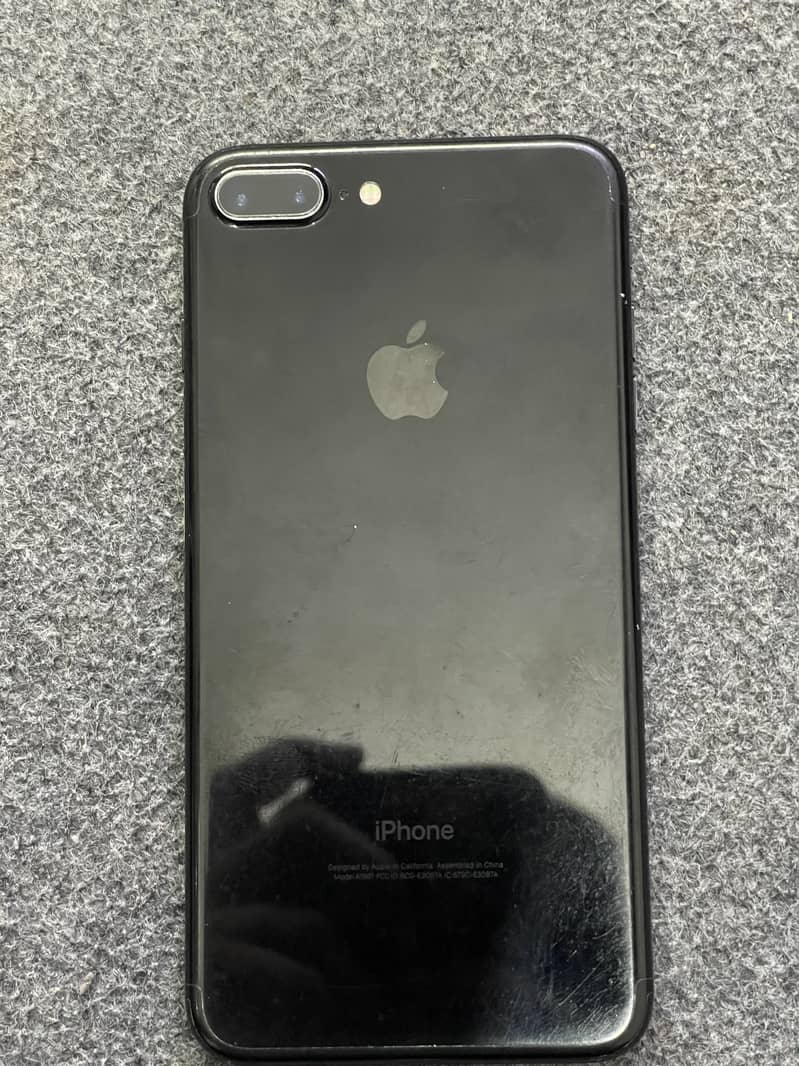 Apple iPhone 7 Plus 0