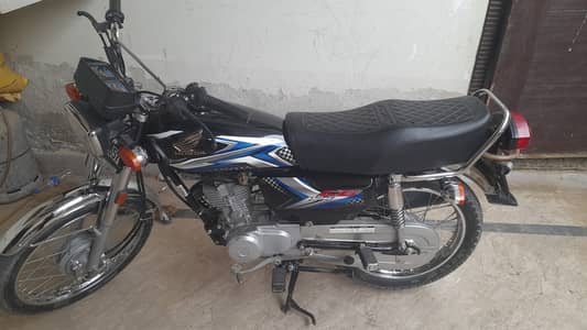 Honda CG 125 2025