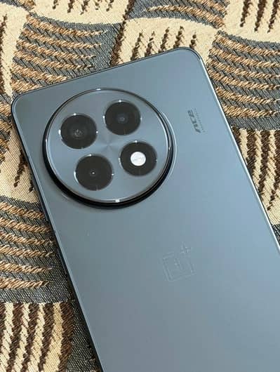 One Plus ACE 5 (13R) 16/512 with Box and charger