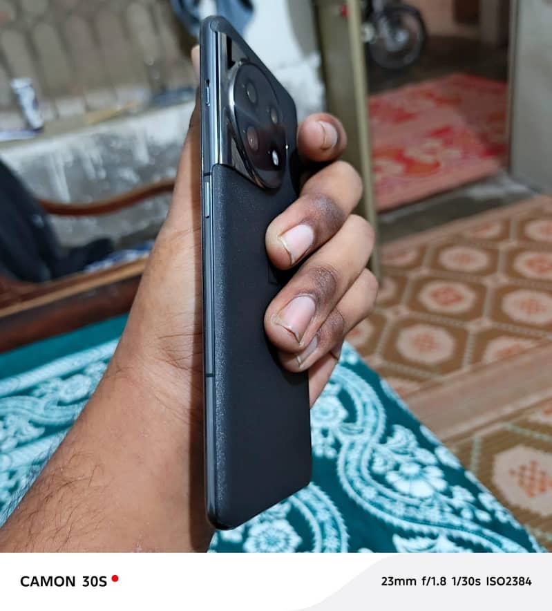 One Plus 11 4