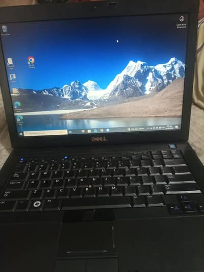 Dell laptop E6400 4gb ram hard 160 gb 1 horse battery backup