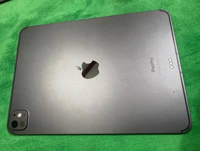Apple ipad pro m4 memory storage 256 GB RAM 12GB for sale