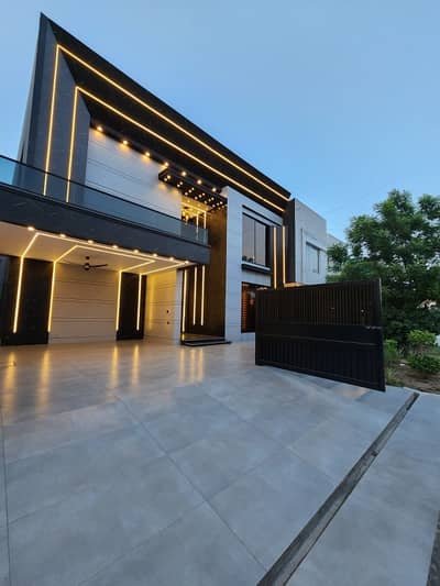 1 Kanal Ultra Modern House Available For Sale In Engineering Town Well Hot Location Lahore
