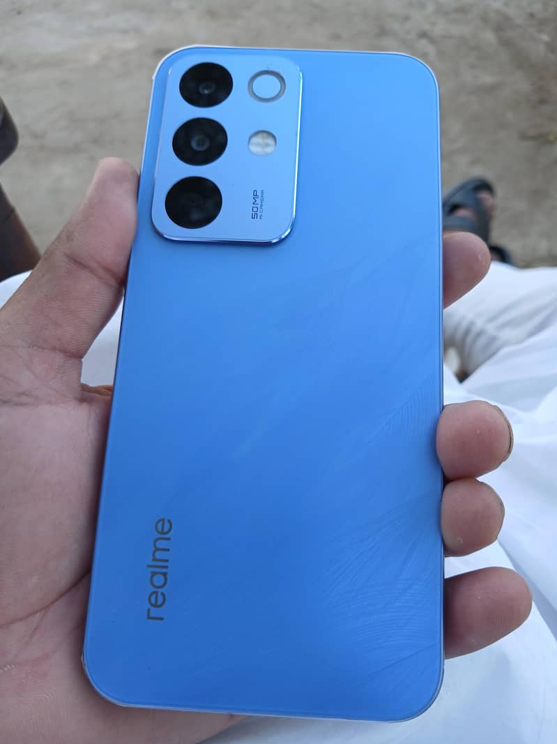 Realme C85 0