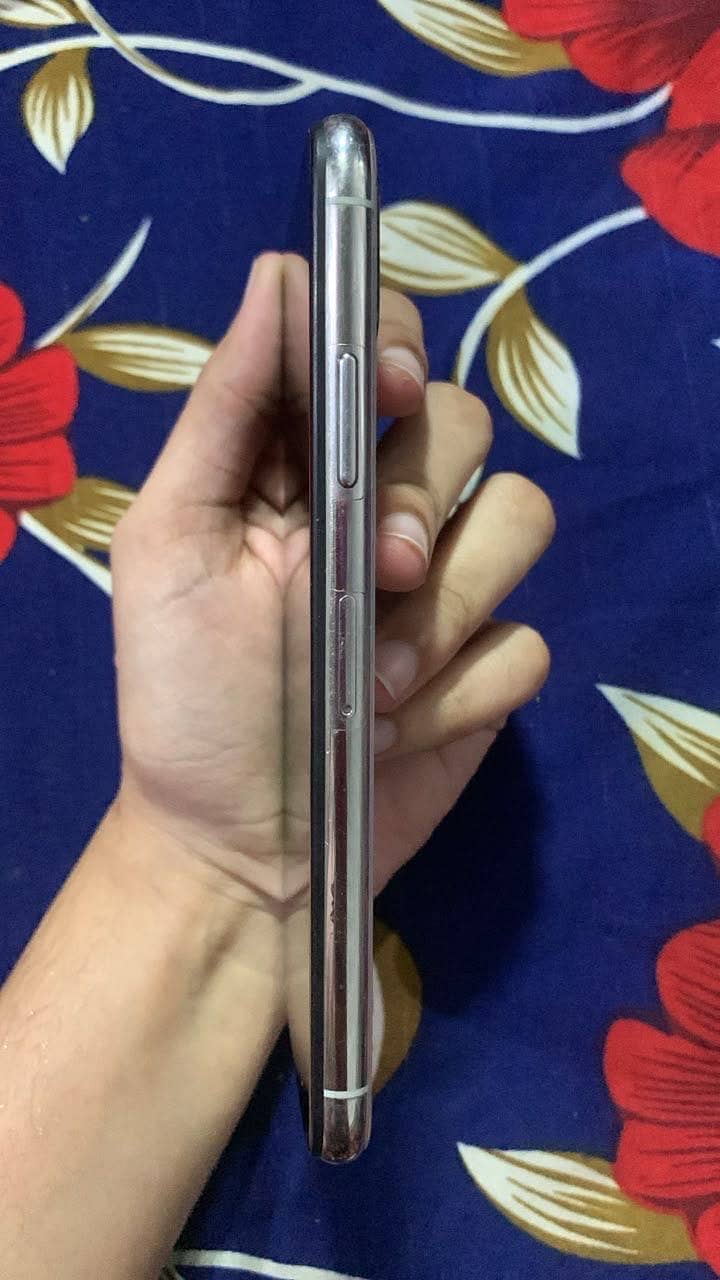 iPhone X(exchange possible) 3