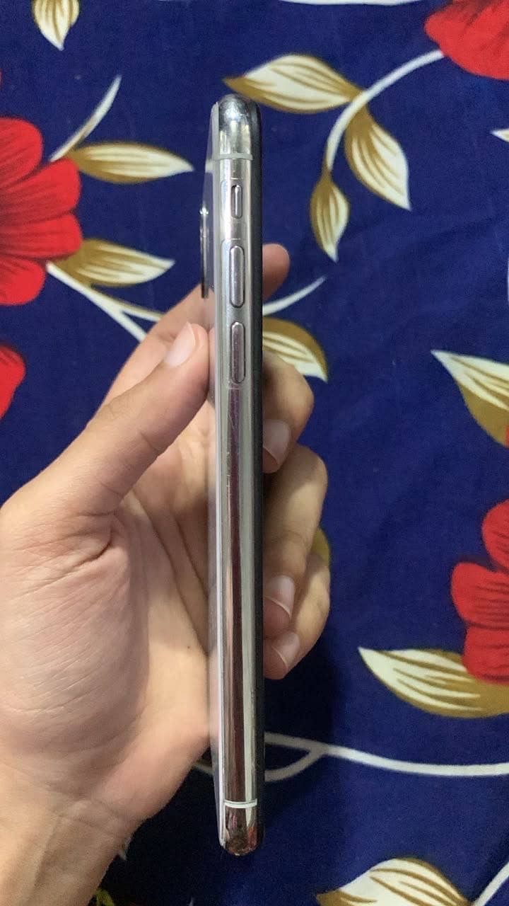 iPhone X(exchange possible) 4