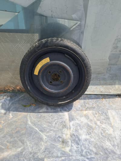 stepney rim and tyre